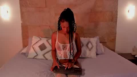 lexyparkers online show from June 26, 12:10 pm