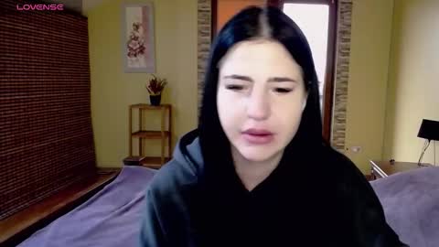 lexyswett online show from October 10, 1:17 pm