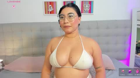 Snapshot of leylacliinton chatting on October 23, 5:14 pm Leyla online show from October 23, 5:14 pm
