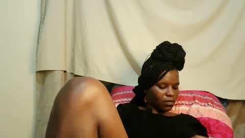 leylacuty13 online show from March 14, 5:06 pm