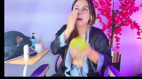 Lia  online show from December 18, 4:52 am