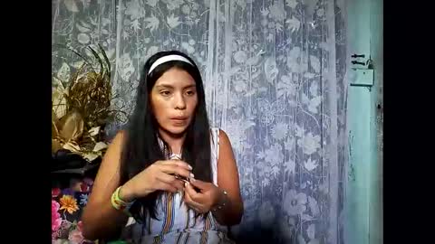 Snapshot of lia_hottie chatting on October 22, 7:59 pm Lia online show from October 22, 7:59 pm