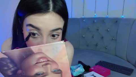 Lia online show from March 21, 8:35 pm