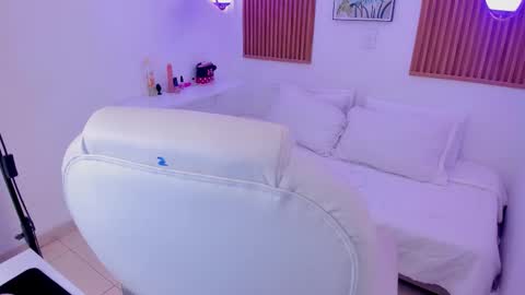 Lia online show from March 3, 8:49 pm