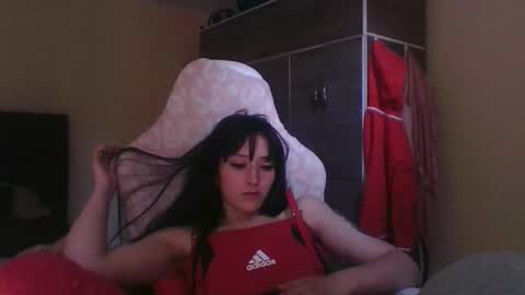 Little Queen Lia  online show from October 26, 5:34 pm