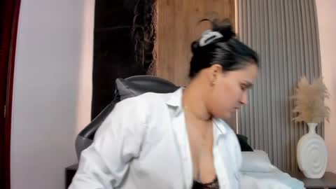 Lia  online show from June 2, 2:24 am