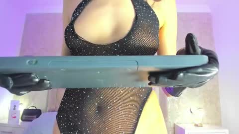 Lia online show from February 26, 5:57 am