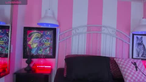 ---Liah--- online show from December 2, 9:57 pm