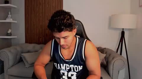 Liam Collins online show from September 19, 11:47 am