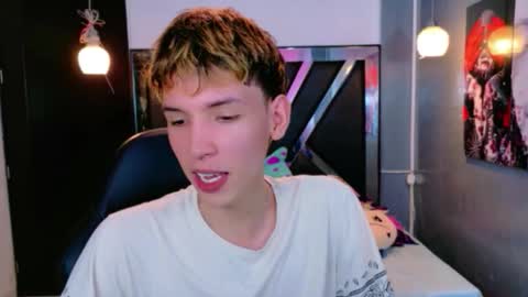 liam_green1 online show from February 25, 7:28 pm