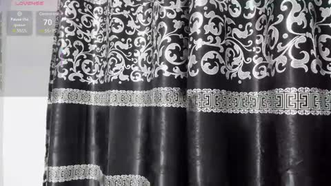 LIAM KLEIN online show from March 4, 11:08 am