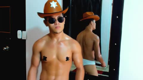 liam_knight online show from November 4, 2:35 am