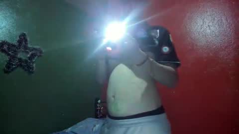 liam_oasiss online show from January 6, 11:31 pm