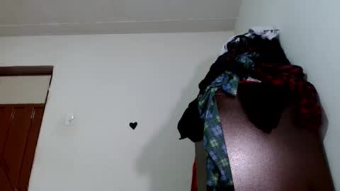 Snapshot of liam_of_the_wind chatting on October 2, 11:47 pm Liam online show from October 2, 11:47 pm
