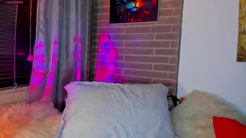 liam online show from January 8, 3:23 am