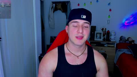 liam online show from December 21, 3:36 am