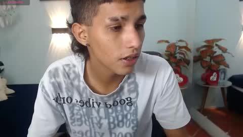 Snapshot of liamblack16 chatting on October 20, 12:21 pm LiamBlack16 online show from October 20, 12:21 pm
