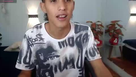 Snapshot of liamblack16 chatting on October 21, 2:54 pm LiamBlack16 online show from October 21, 2:54 pm