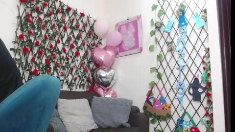 Liam  online show from April 2, 7:32 pm