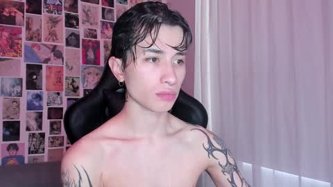 Snapshot of liamelf chatting on December 2, 12:57 pm Liam online show from December 2, 12:57 pm