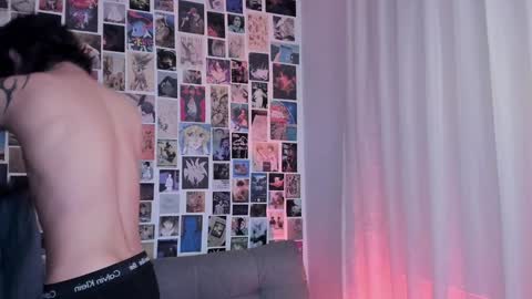 Snapshot of liamelf chatting on January 14, 6:34 am Liam online show from January 14, 6:34 am