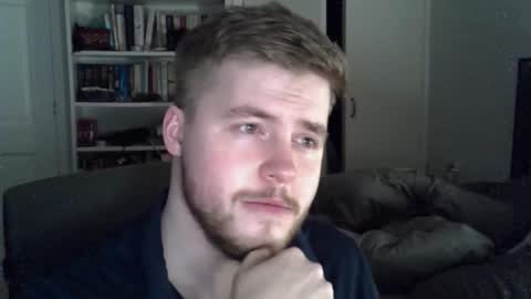 Liam Fox online show from March 4, 2:52 am