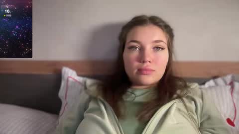 liana_8 online show from December 3, 5:46 pm
