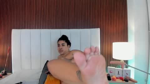 Snapshot of liana_asaff chatting on February 6, 2:00 am Mistress Liana - Sir Asaf online show from February 6, 2:00 am