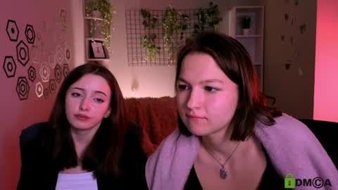 Li online show from May 19, 1:56 am