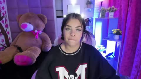 liany_taylor online show from June 5, 7:58 am