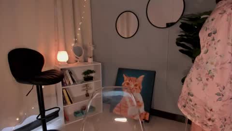 Snapshot of liapearce chatting on October 12, 1:26 pm Lia online show from October 12, 1:26 pm