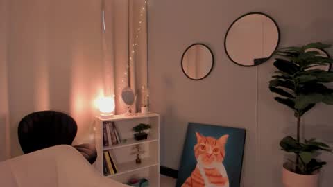 Snapshot of liapearce chatting on October 15, 1:45 pm Lia online show from October 15, 1:45 pm