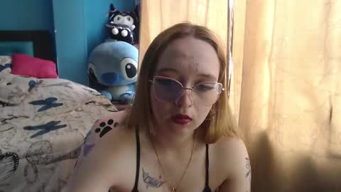Lia Roberts online show from March 11, 3:12 pm