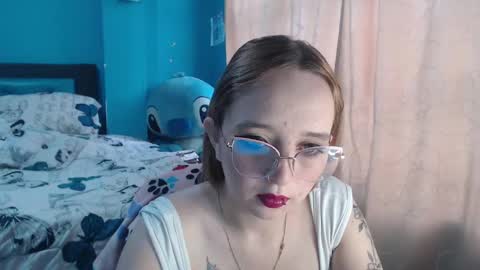 Lia Roberts online show from February 17, 11:44 am