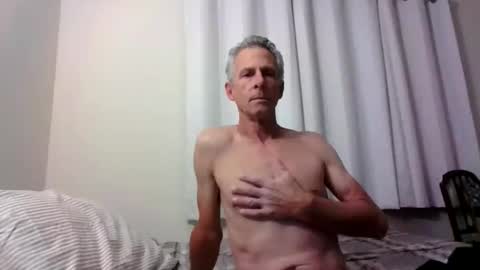 lickerboy721367 online show from March 2, 4:39 am