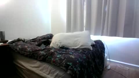 lickerboy721367 online show from May 17, 2:37 pm