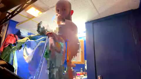 IM A BAD DAWGY WOOF WOOF online show from April 2, 3:47 am