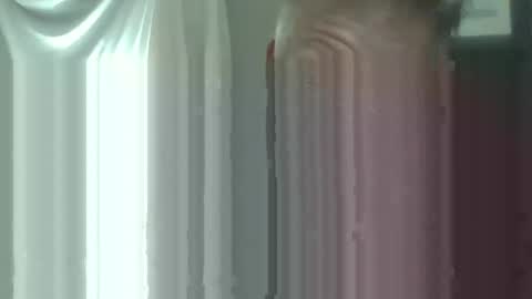 Snapshot of lickmysnowballs chatting on January 6, 10:24 am lickmysnowballs online show from January 6, 10:24 am