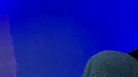 LickYourYoni online show from December 25, 4:43 pm