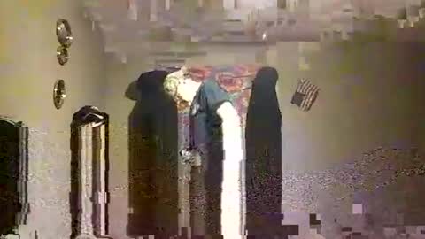 lie2ne online show from November 29, 8:33 am