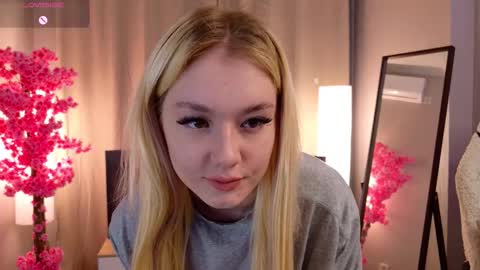 Sofia online show from November 11, 2:08 pm