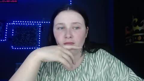light_lunaa online show from May 7, 3:08 pm