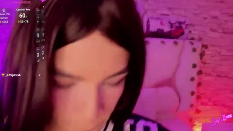 LIHIAN online show from February 21, 12:30 pm