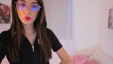 liiaa online show from June 22, 1:07 pm