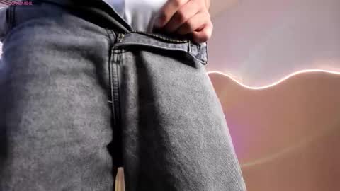 Liiam online show from March 1, 8:46 pm