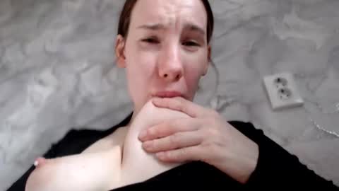 liissa207673 online show from November 3, 4:46 am