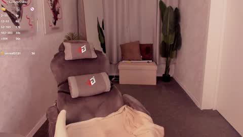 Lika Davis online show from February 11, 5:17 pm