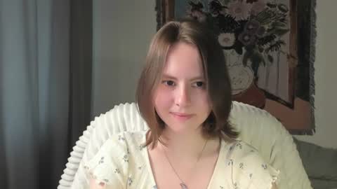 likamil0ika online show from July 1, 3:31 pm