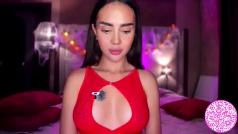 Snapshot of lil_gabbyg chatting on October 22, 7:48 pm Gabriela online show from October 22, 7:48 pm