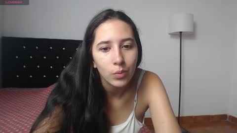 Snapshot of lilacream chatting on October 17, 2:54 pm Lila Cream online show from October 17, 2:54 pm